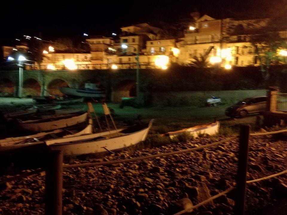 Casa Verde Mare Кастел ди Туза Екстериор снимка
